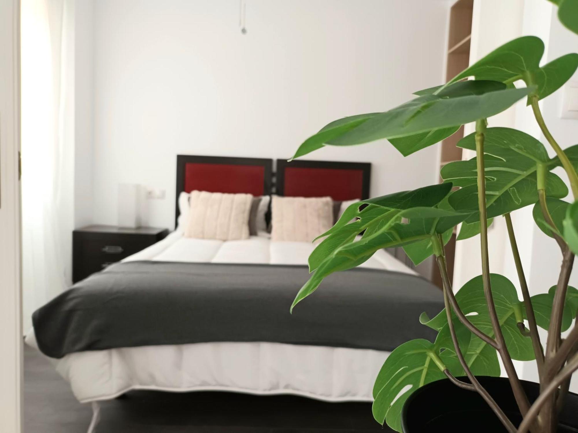 Apartamento Vacacional Cuarteles Màlaga Exteriér fotografie